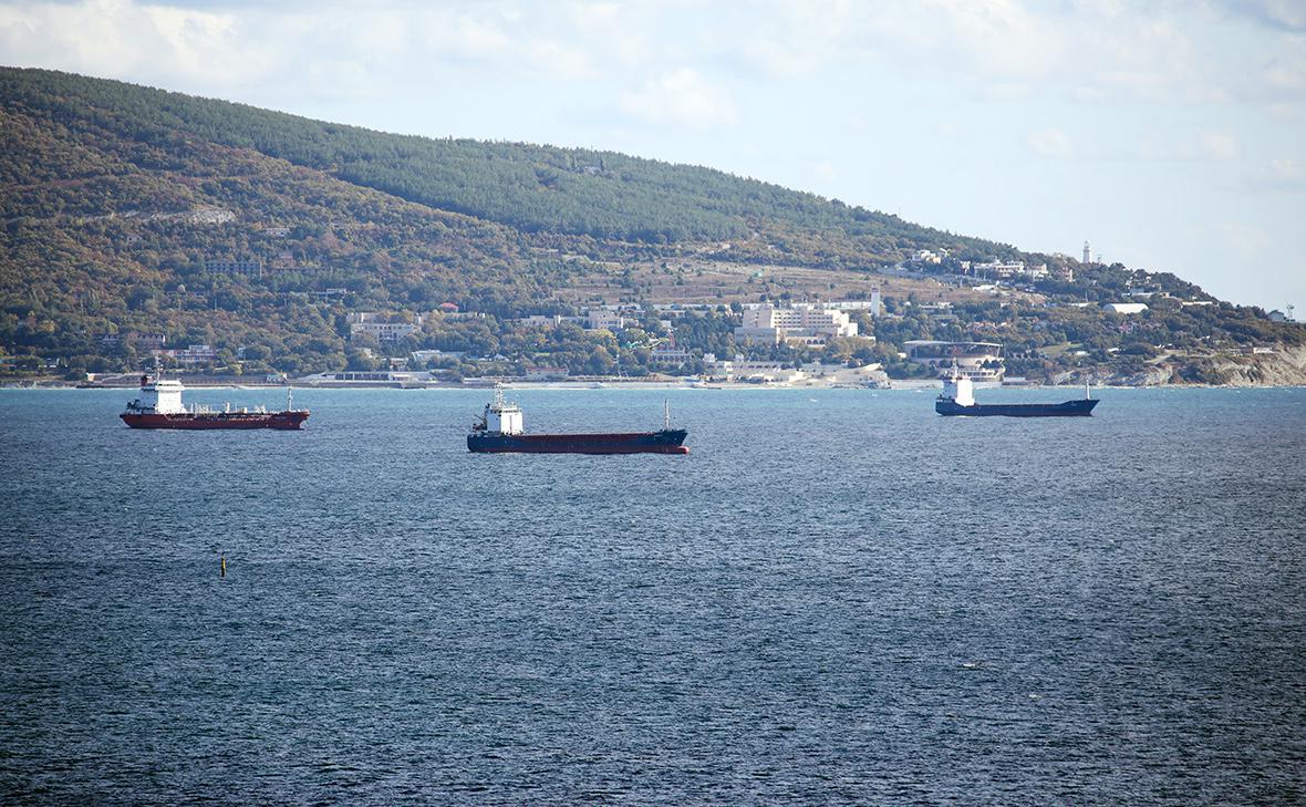 La exportación de petróleo ruso por mar ha disminuido en un 2,5% debido a los ataques a los puertos